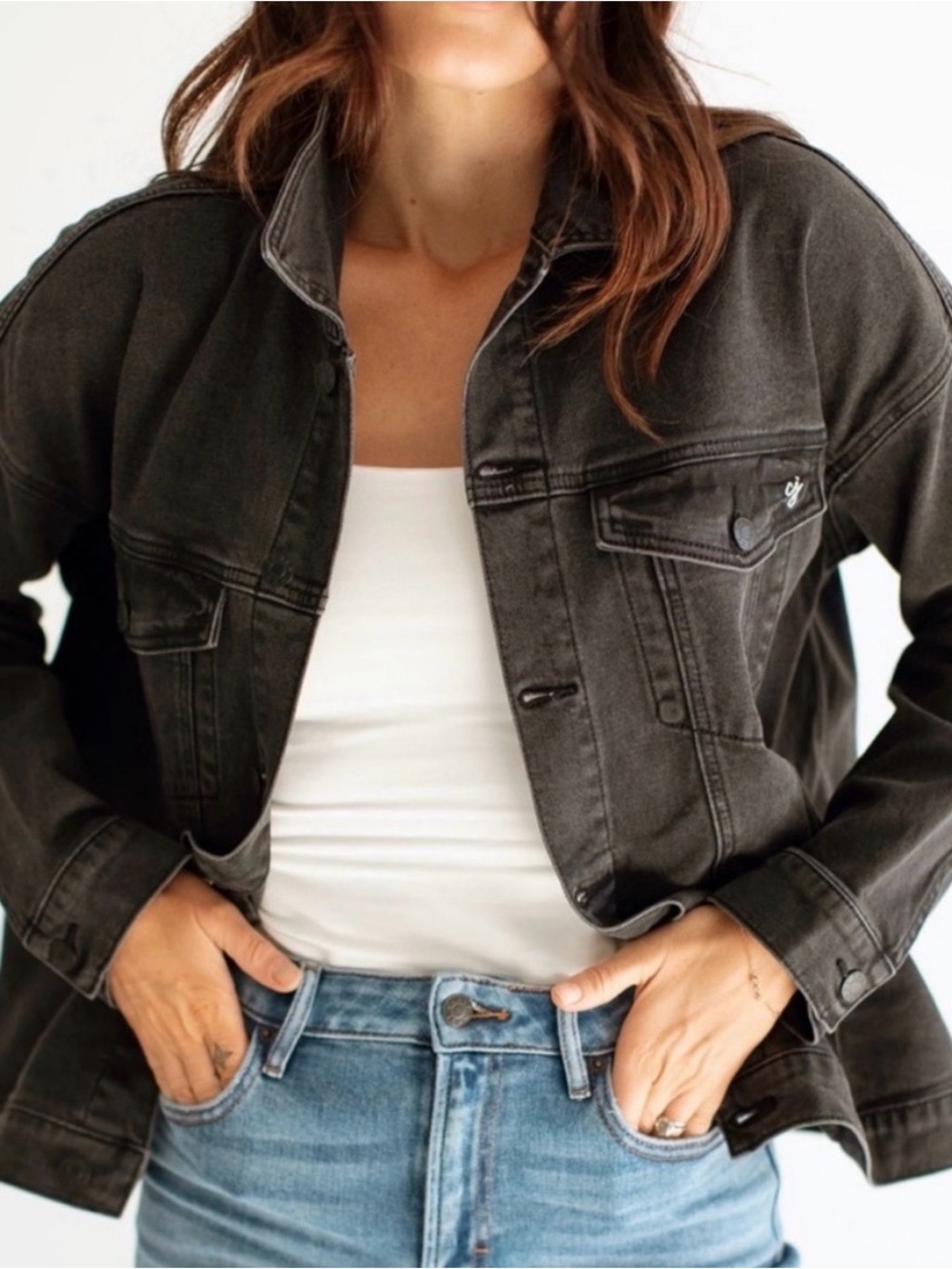 Carly Jean Los Angeles Washed Black Denim Trucker Jacket / s. Medium